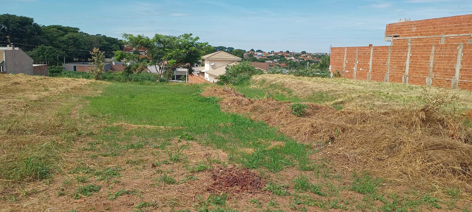 Terreno à venda, 360m² - Foto 1