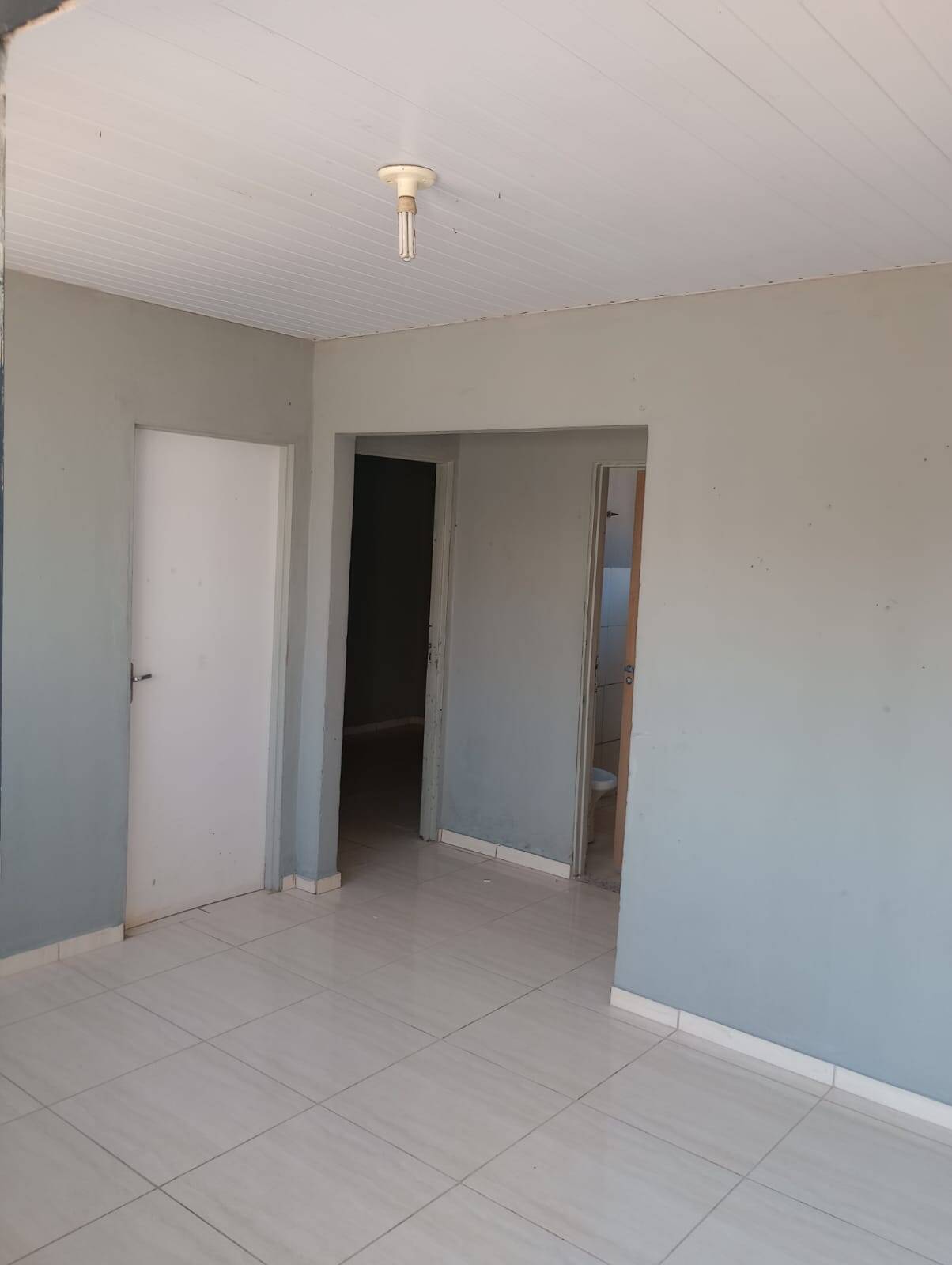 Casa à venda com 2 quartos, 200m² - Foto 10