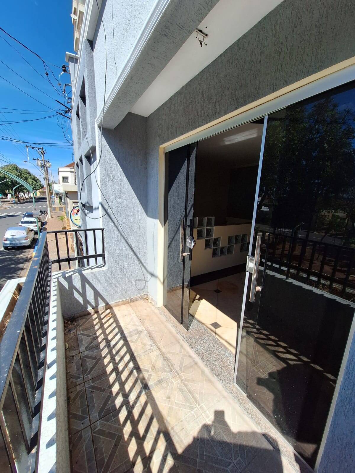 Apartamento à venda e aluguel com 2 quartos, 240m² - Foto 2