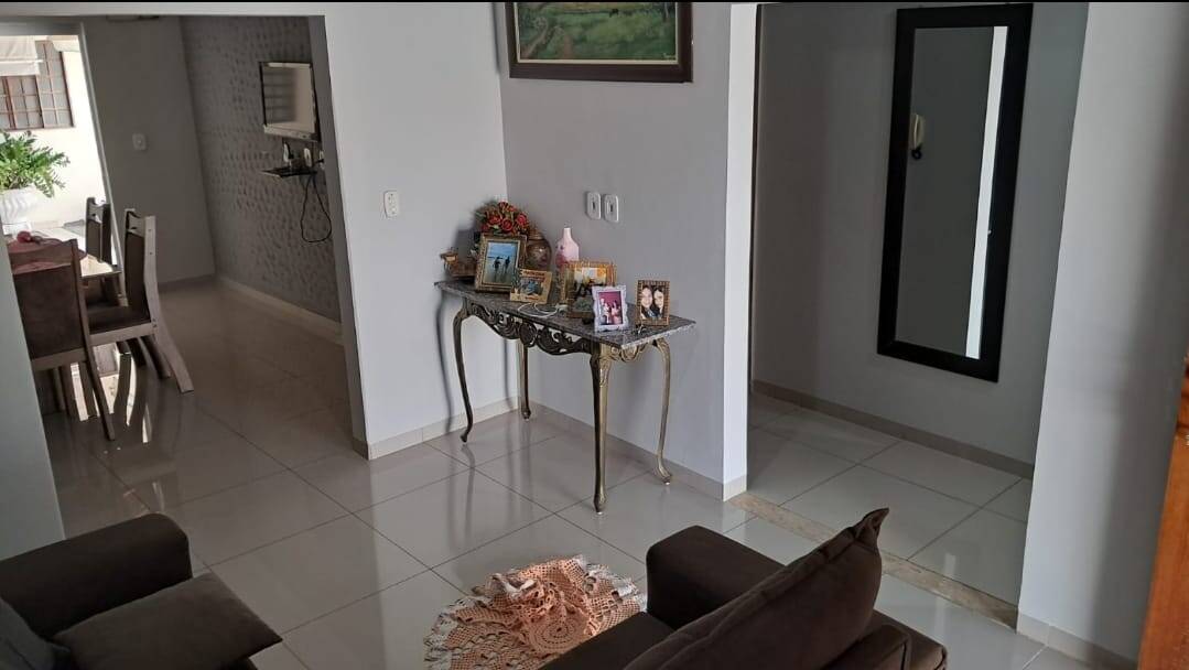 Casa à venda com 3 quartos, 250m² - Foto 27
