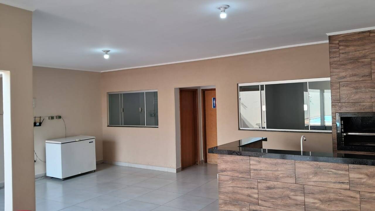 Casa à venda com 1 quarto, 240m² - Foto 8