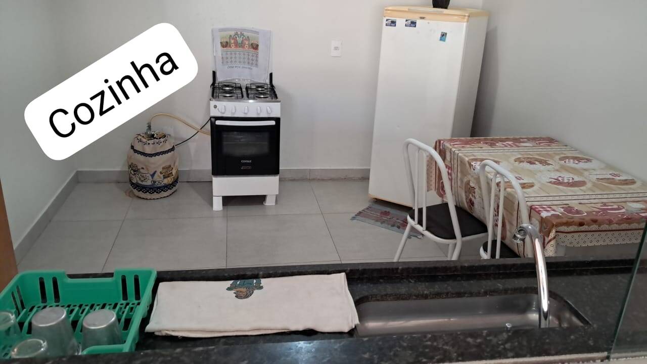 Casa à venda com 1 quarto, 240m² - Foto 16