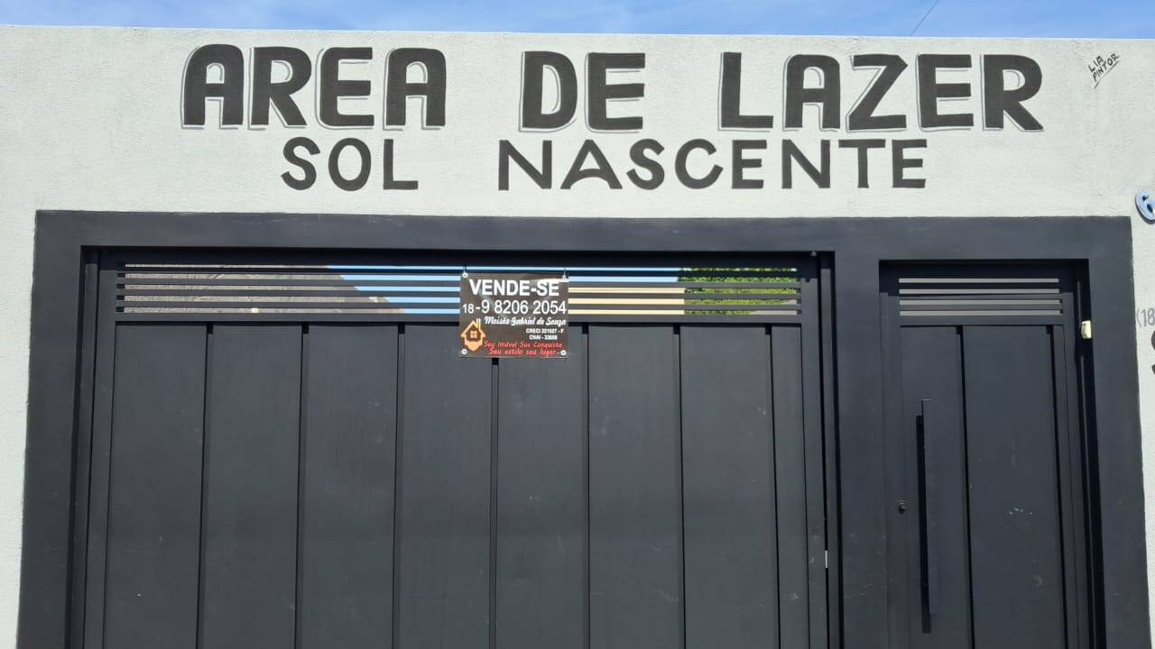 Casa à venda com 1 quarto, 240m² - Foto 1