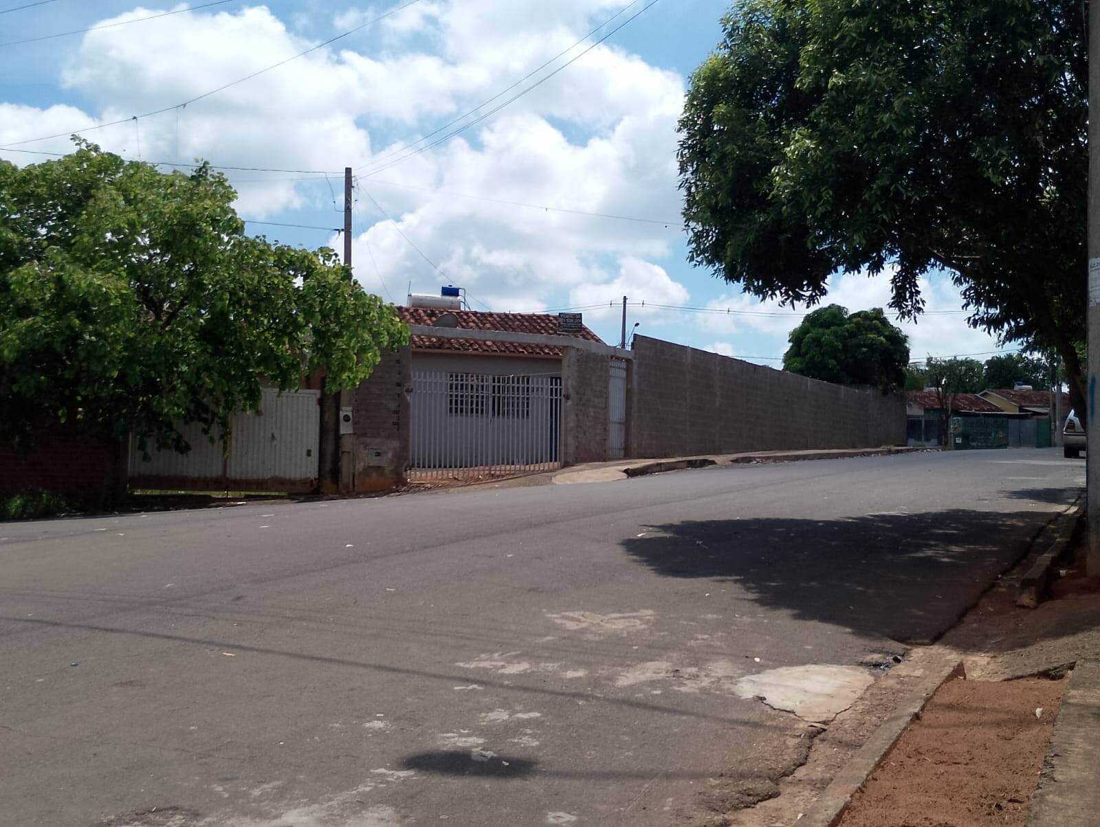 Casa à venda com 2 quartos, 200m² - Foto 6